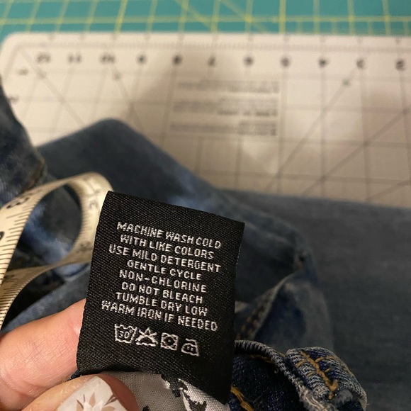 Fancy Jeans - Picture 9 of 9